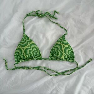 Green trippy flower pattern bikini top